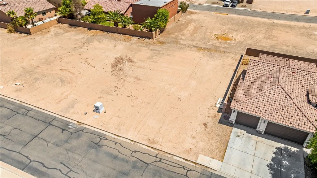 28 Harbourtown Drive, Mohave Valley, AZ 86440