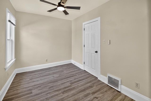 1201 S 75th STREET, West Allis, WI 53214