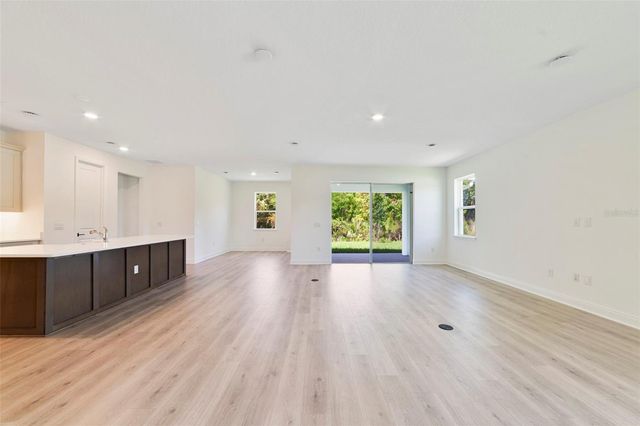 5260 SPARROW TREE POINT, Sanford, FL 32773