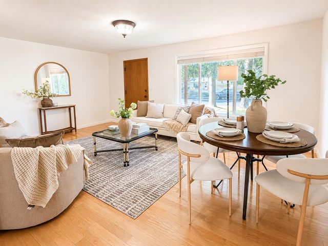 1407 W Kiernan Ave, Spokane, WA 99205