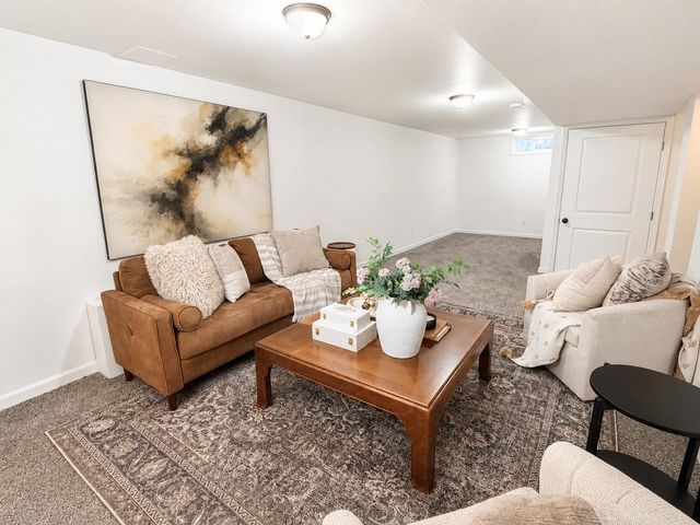 1407 W Kiernan Ave, Spokane, WA 99205