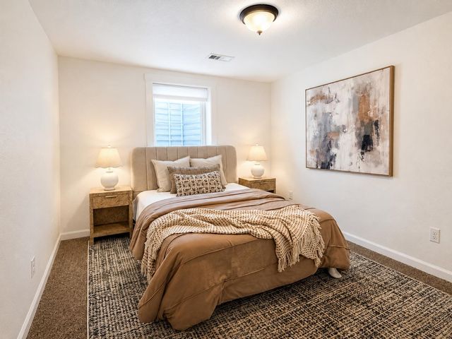 1407 W Kiernan Ave, Spokane, WA 99205