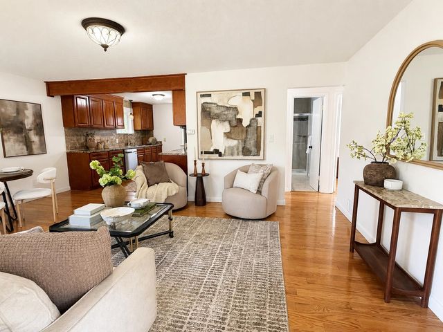 1407 W Kiernan Ave, Spokane, WA 99205