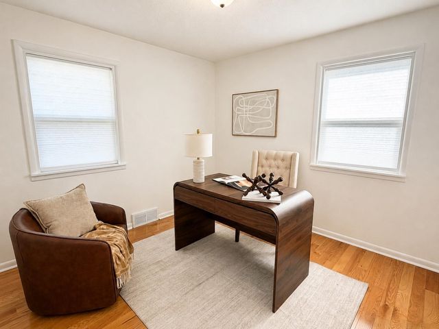 1407 W Kiernan Ave, Spokane, WA 99205