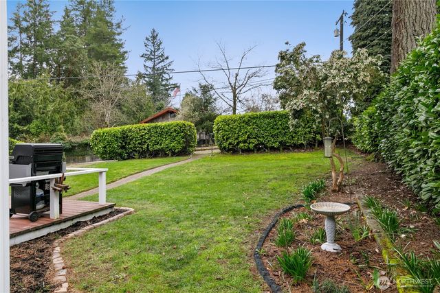 3704 W Arsenal Way, Bremerton, WA 98312