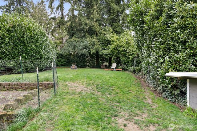 3704 W Arsenal Way, Bremerton, WA 98312