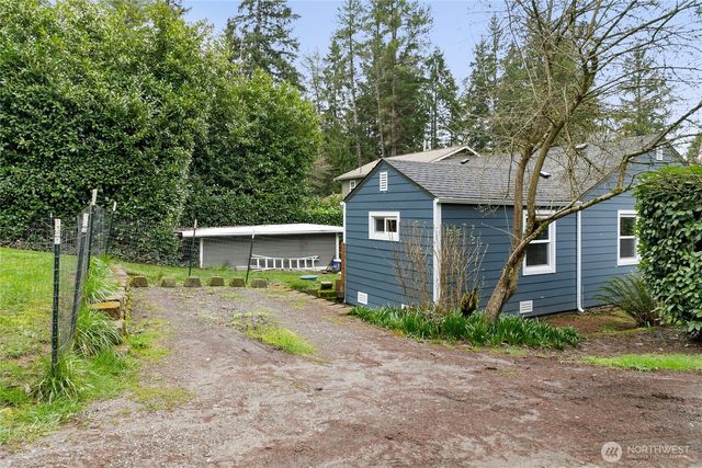 3704 W Arsenal Way, Bremerton, WA 98312
