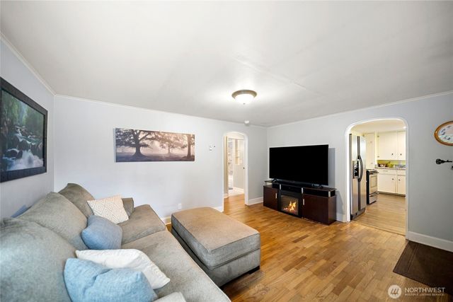 3704 W Arsenal Way, Bremerton, WA 98312