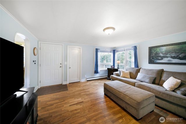 3704 W Arsenal Way, Bremerton, WA 98312