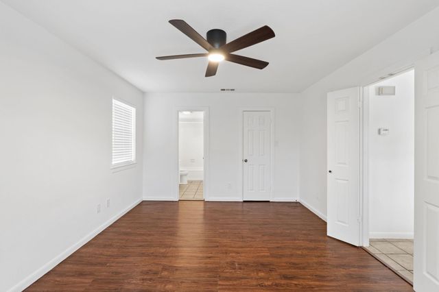 1108 Hi Stirrup 12, Horseshoe Bay, TX 78657