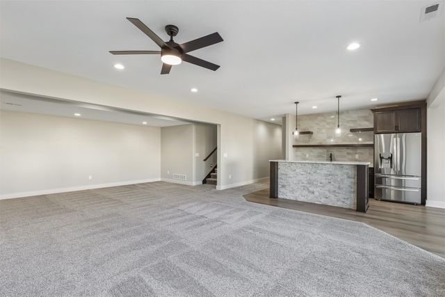 18043 Townsend Drive, Clive, IA 50325