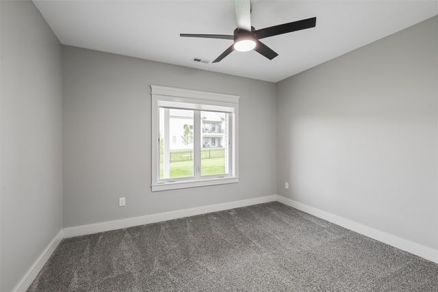 18043 Townsend Drive, Clive, IA 50325