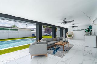 11350 SW 57th Street, Miami, FL 33173