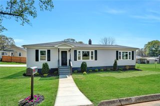 101 Mark Street, Easley, SC 29640