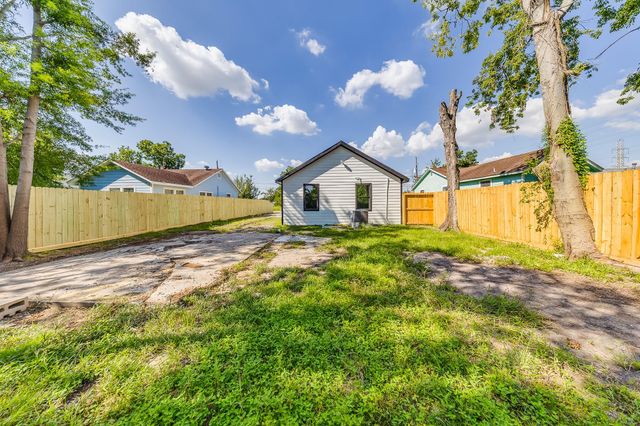 1106 11th Street, Galena Park, TX 77547
