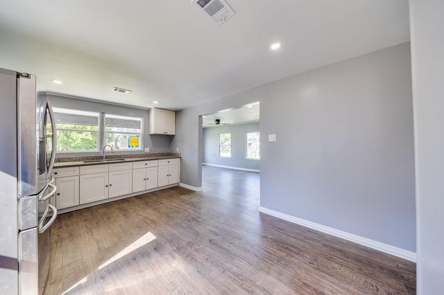 1106 11th Street, Galena Park, TX 77547