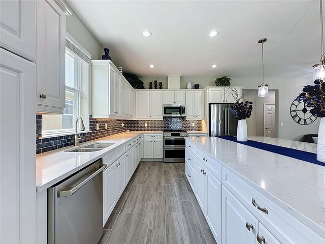 174 SILVER MAPLE ROAD, Groveland, FL 34736