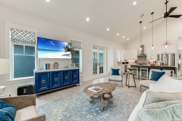 709 Sunrise, Port Aransas, TX 78373