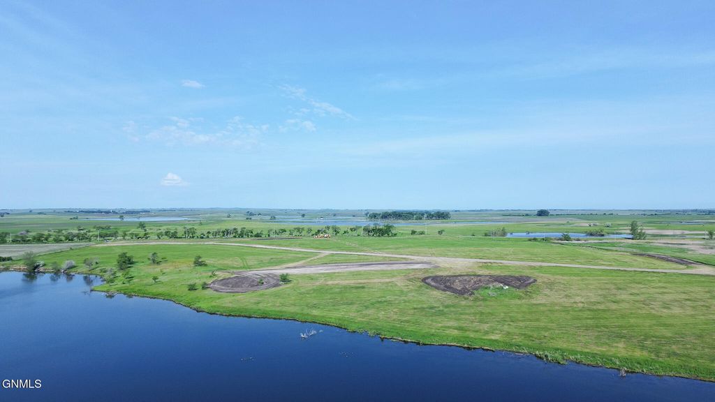 00 East 30 Drive, Medina, ND 58467