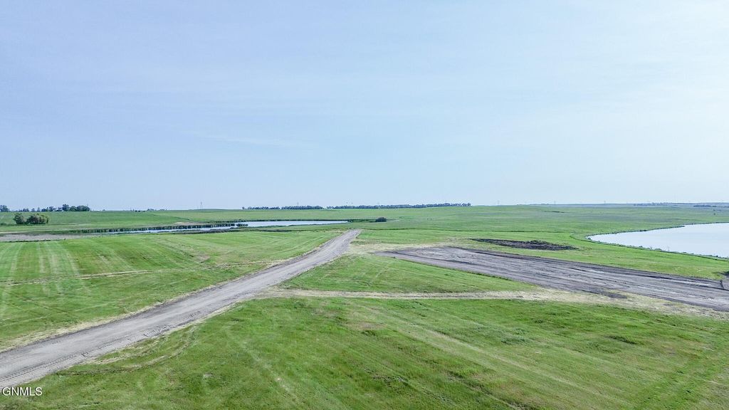 00 East 30 Drive, Medina, ND 58467 photo 2