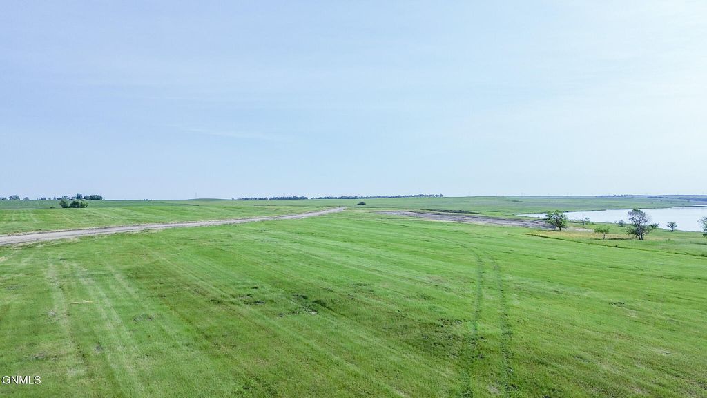 00 East 30 Drive, Medina, ND 58467 photo 3
