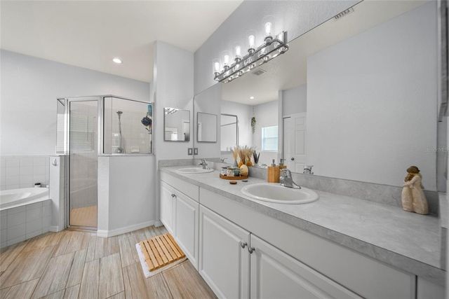 2318 29TH AVENUE E, Palmetto, FL 34221