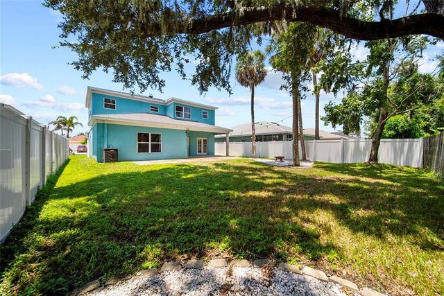 2318 29TH AVENUE E, Palmetto, FL 34221