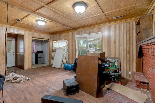 790 HUTCHINGS MOUNTAIN Road, Rockmart, GA 30153
