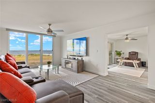 200 Periwinkle WAY 124, Sanibel, FL 33957