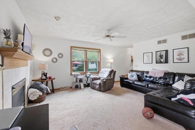 2348 Steven Street, Sun Prairie, WI 53590