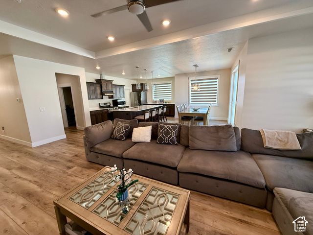 3068 W 4475 S, Roy, UT 84067