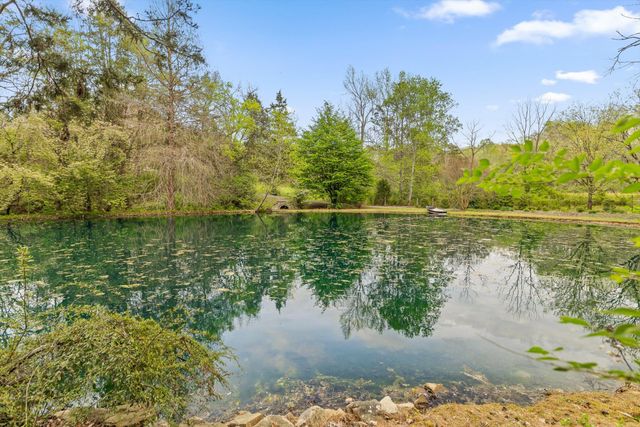590 Springhill Dr, NE, Cleveland, TN 37312