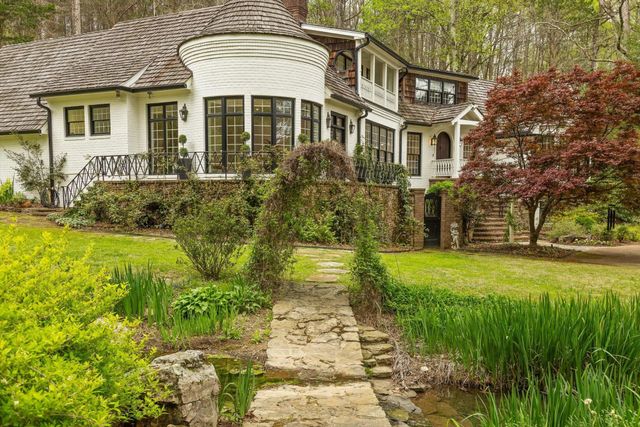 590 Springhill Dr, NE, Cleveland, TN 37312
