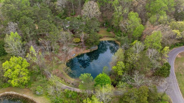590 Springhill Dr, NE, Cleveland, TN 37312