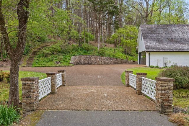590 Springhill Dr, NE, Cleveland, TN 37312