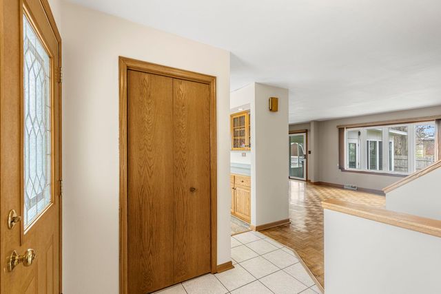 218 Mastodon Drive, Ingleside, IL 60041