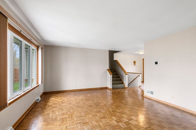 218 Mastodon Drive, Ingleside, IL 60041
