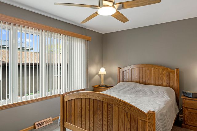 218 Mastodon Drive, Ingleside, IL 60041