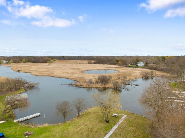 218 Mastodon Drive, Ingleside, IL 60041