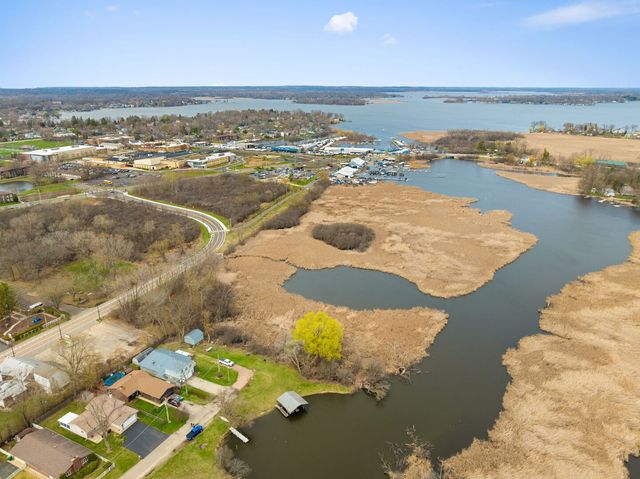 218 Mastodon Drive, Ingleside, IL 60041