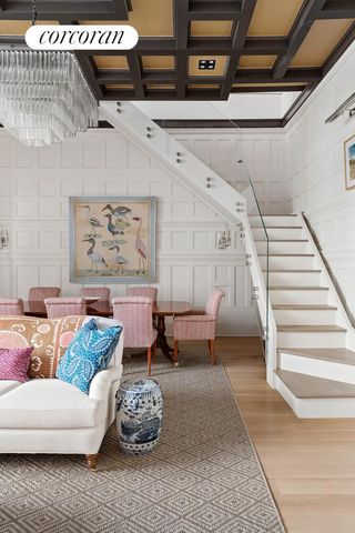 9 E 82ND Street, New York City, NY 10028