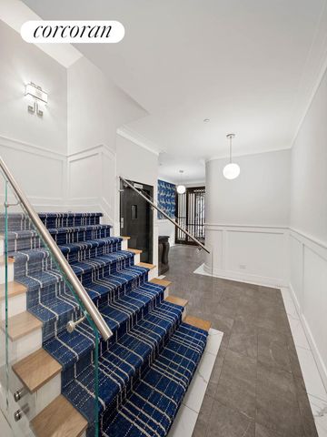 9 E 82ND Street, New York City, NY 10028