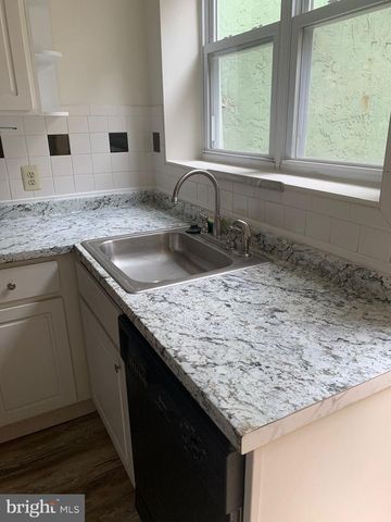 528 FITZWATER ST, Philadelphia, PA 19147