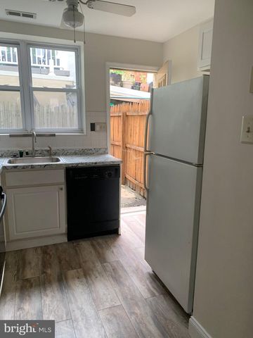 528 FITZWATER ST, Philadelphia, PA 19147