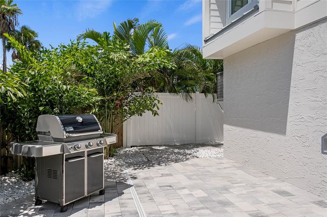 503 JANICE PLACE, Indian Rocks Beach, FL 33785
