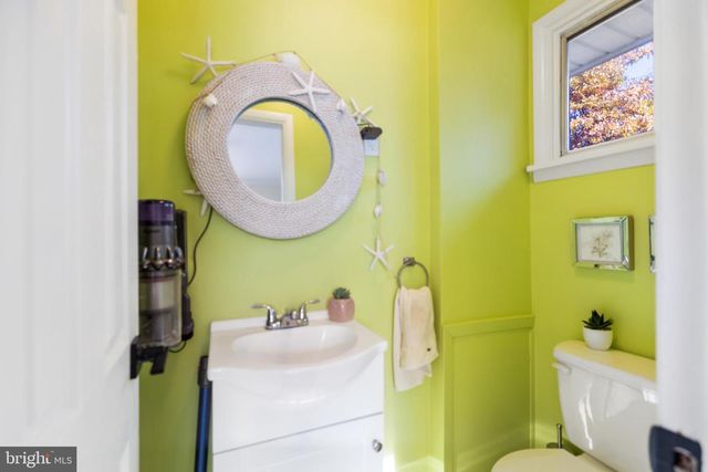 1801 N HILLS AVE, Willow Grove, PA 19090