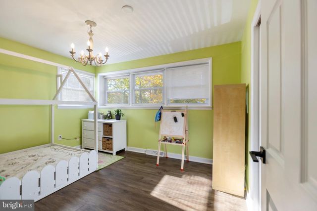 1801 N HILLS AVE, Willow Grove, PA 19090