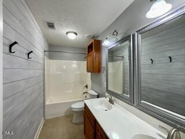 147 Sherwood Lane, Sanford, NC 27332