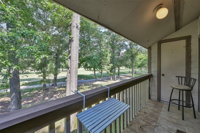12900 Walden Road 904, Montgomery, TX 77356
