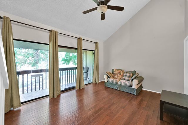 12900 Walden Road 904, Montgomery, TX 77356